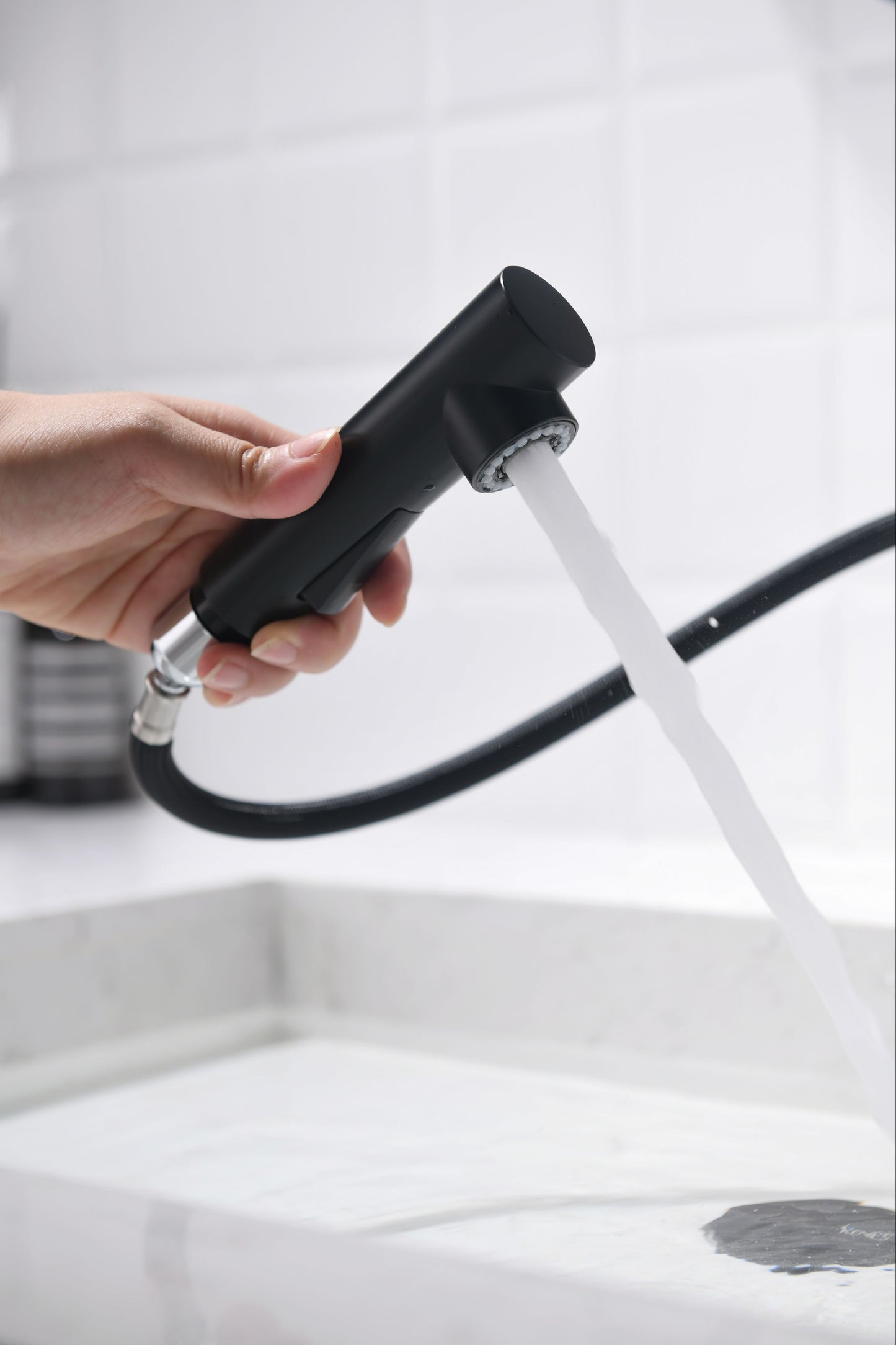 Mitigeur monocommande Lavabo WasserKraft coloris noir & Or