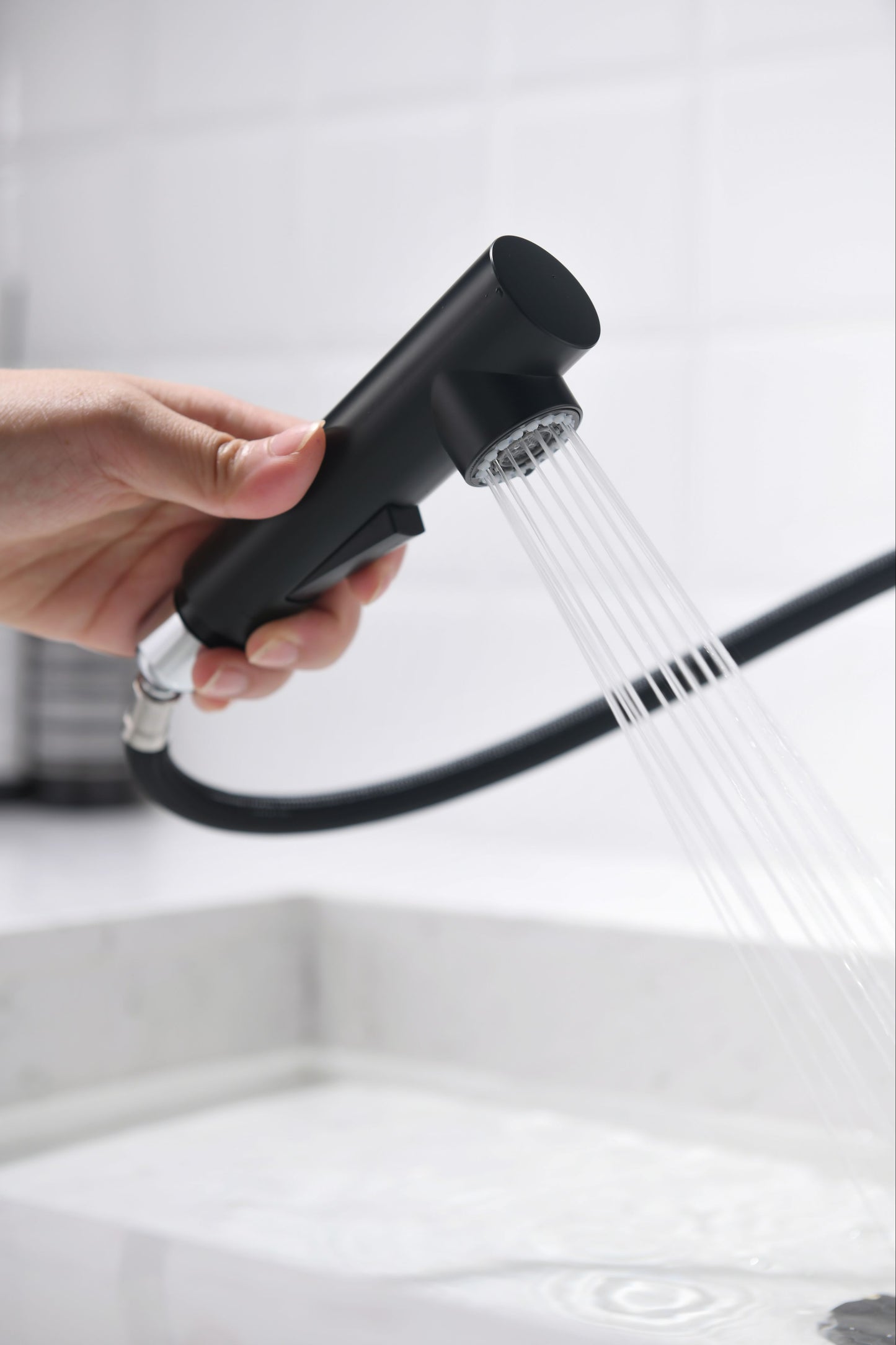 Mitigeur monocommande Lavabo WasserKraft coloris noir & Or