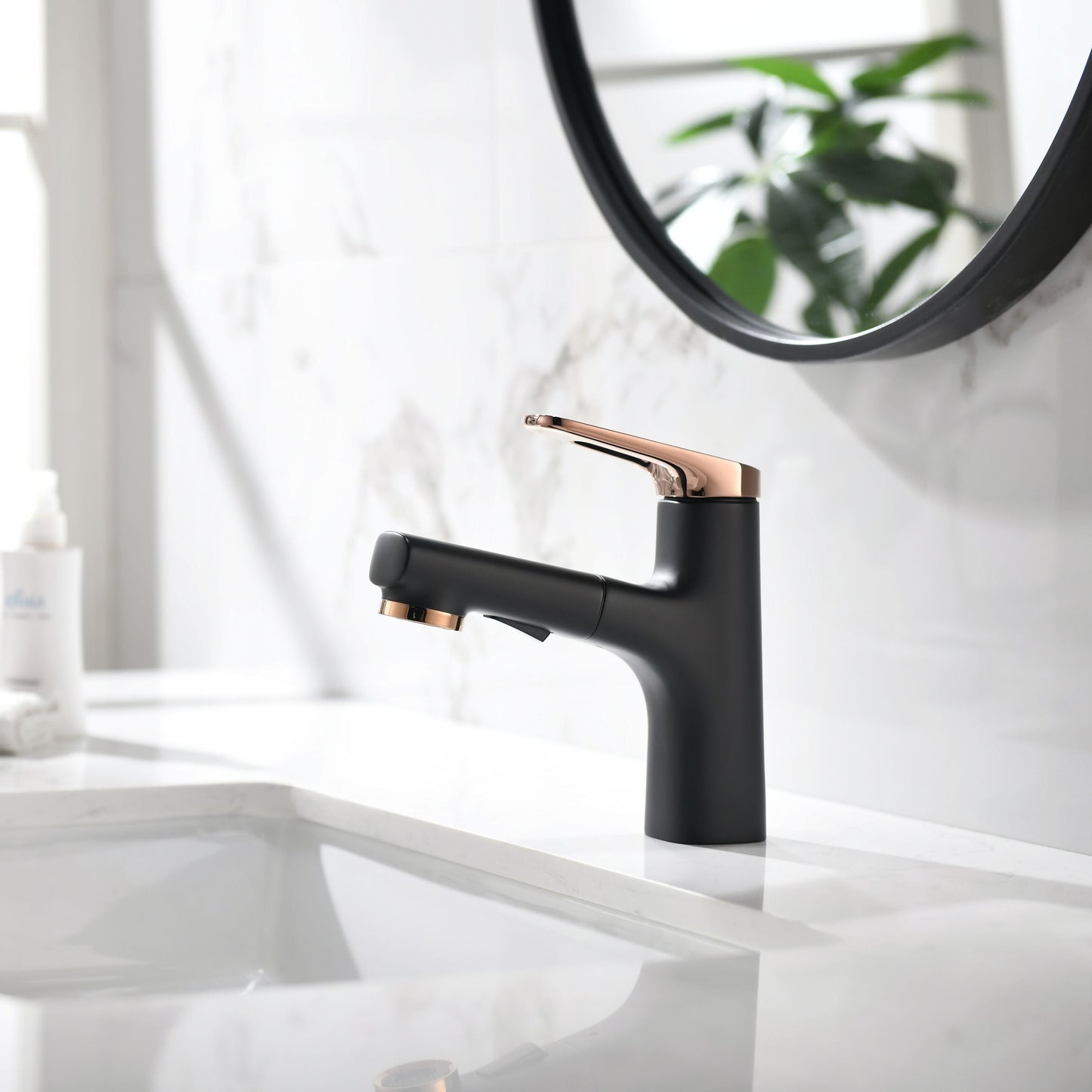 Mitigeur monocommande Lavabo WasserKraft avec bec exctractible coloris Noir & or rose